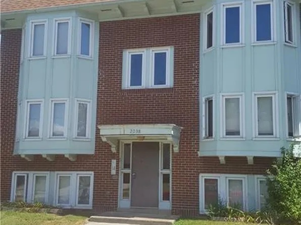 2044 Warren St, Toledo, OH 43620