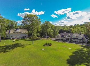 364 Laurel Rd, New Canaan, CT 06840