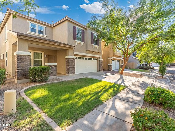 3rd image of 4139 E WINDSOR Drive
