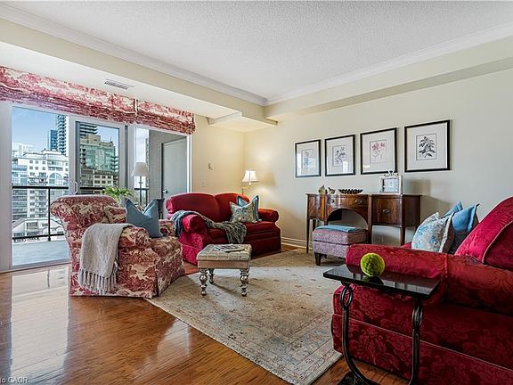 5th image of 1477 Lakeshore Rd #702