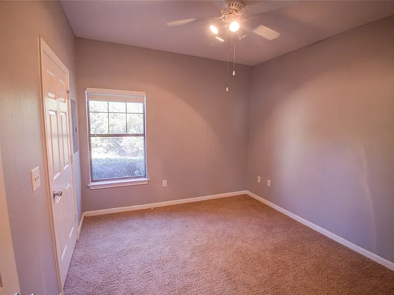2320 Gracy Farms Ln #1321 — Photo 8