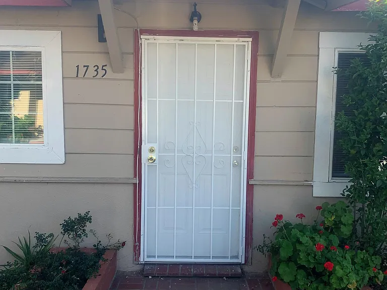 1735 W Foothill Blvd #A — Photo 14
