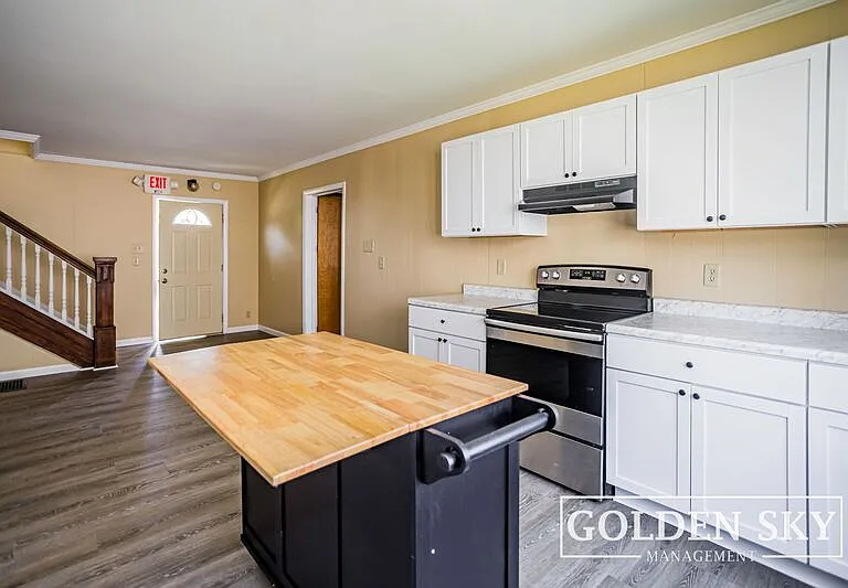 1925 W Jackson St #1 — Photo 8