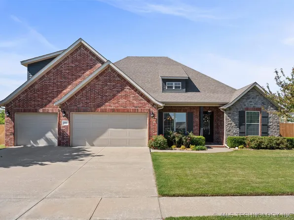 5602 Aspen, Bartlesville, OK 74006