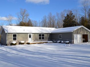 1361 Hoag Rd, Petoskey, MI 49770
