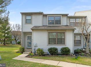 24 Burgundy Dr, Marlton, NJ 08053