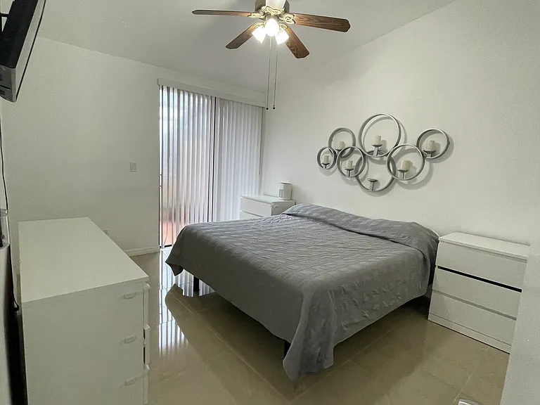 12351 NW 11th Ct — Photo 5