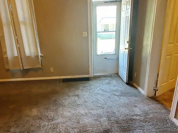 3rd image of 1627 Avenue G