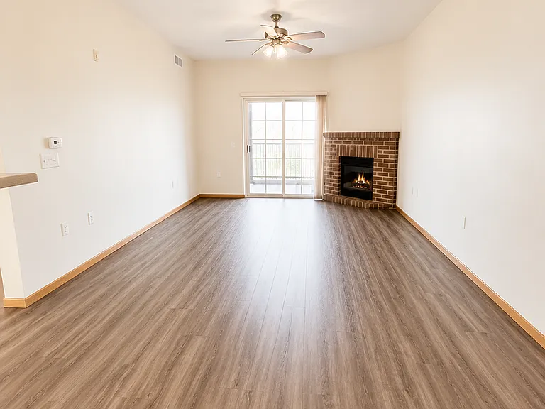 Stratford Place Luxury Apartments — Photo 14