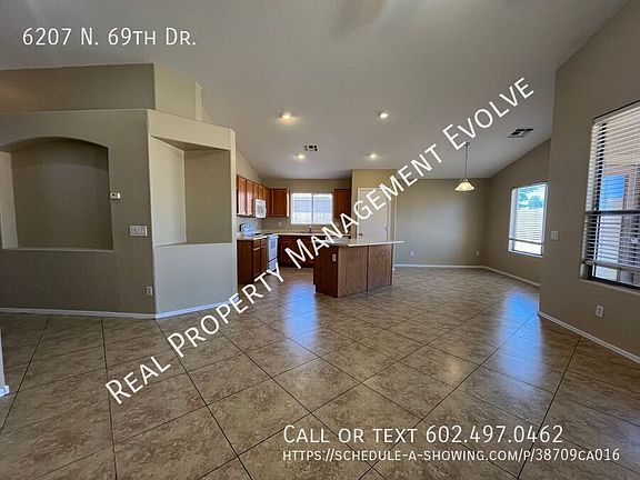 4th image of 6207 N 69th Dr