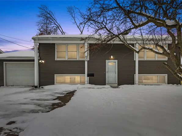 639 40th St SE, Cedar Rapids, IA 52403