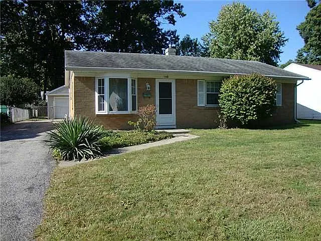140 Friars Ln photo 1