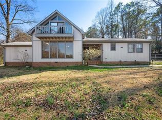 8430 Sundridge Dr, Fairburn, GA 30213