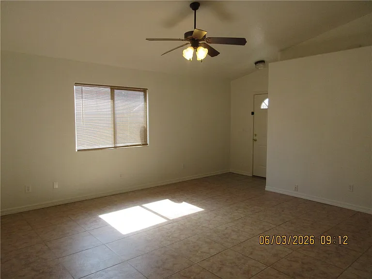 2807 Louise Ave — Photo 2