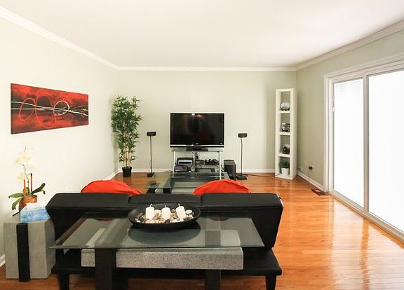 5th image of 1803 W Thornwood Ln