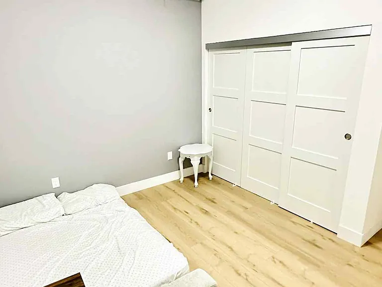 12417 Elliott Ave #B — Photo 4