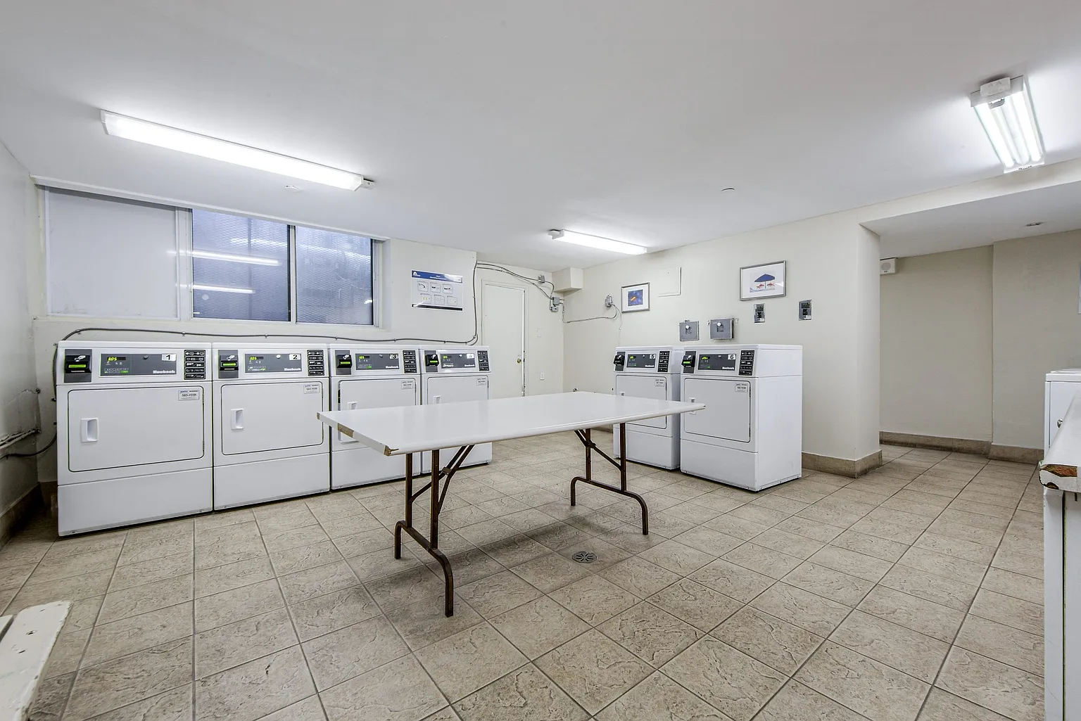 55 Triller Ave #Studio photo 1
