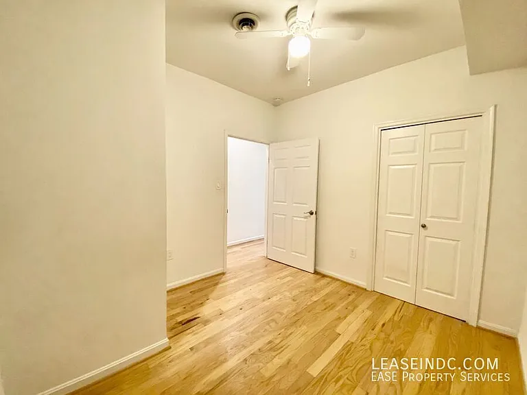 1721 11th St NW #1 — Photo 12