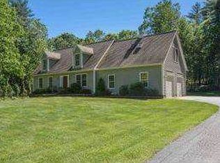 427 Old Garrison Rd, Dover, NH 03820