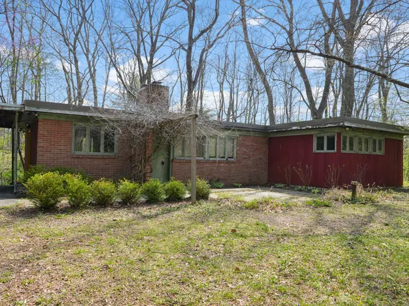 8275 Red Bud Ln, Indianapolis, IN 46256