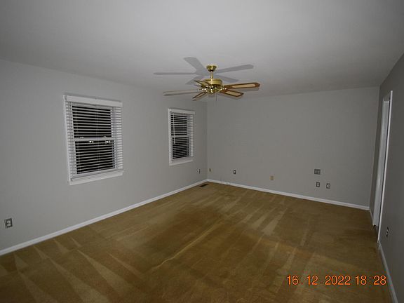 Master bed room