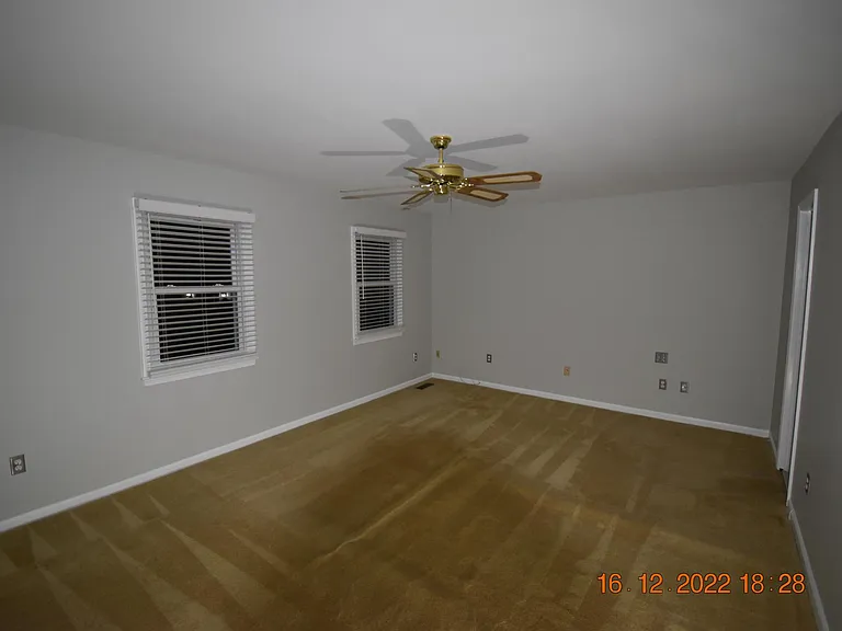 Master bed room