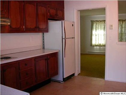 3rd image of 660B Plymouth Dr