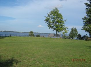 1324 River Hills Rd, Blounts Creek, NC 27814