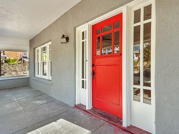 4th image of 1104 E Nevada Ave