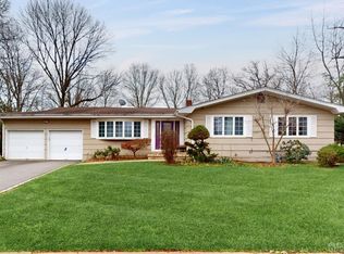 17 Timber Rd, Edison, NJ 08820