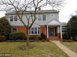 300 Grove Ave, Falls Church, VA 22046