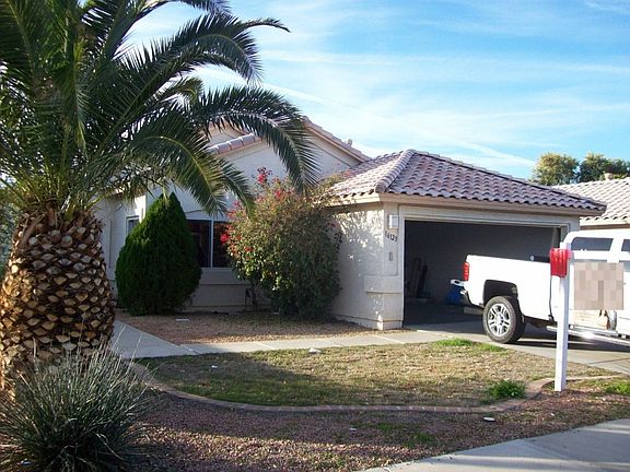 3rd image of 16123 W Mesquite Dr