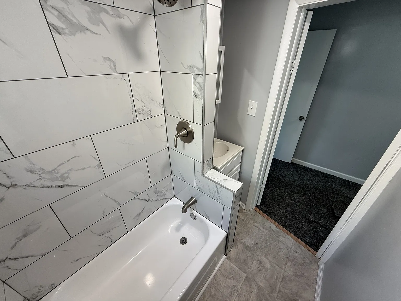 902 Mount Ephraim Avenue - 1 — Photo 2