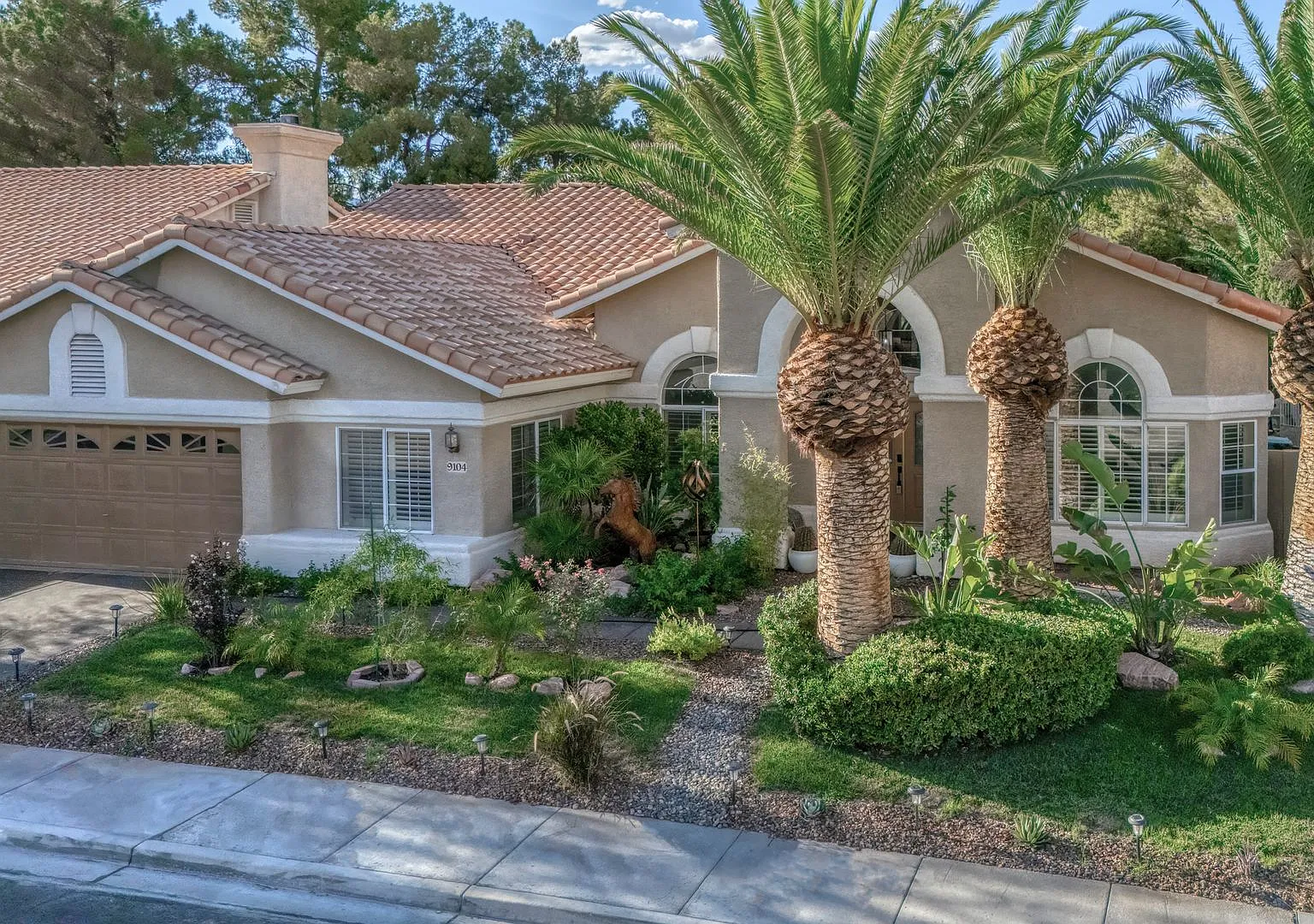 **Furnished** Pool! Spectacular Single-Story 4-Bedroom Home In Peccole Ranch! — Photo 1
