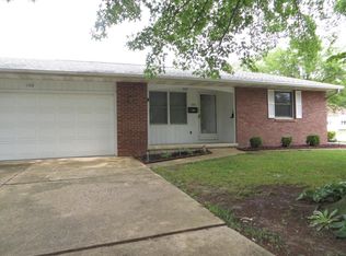 100 Southeastern Ave, Effingham, IL 62401