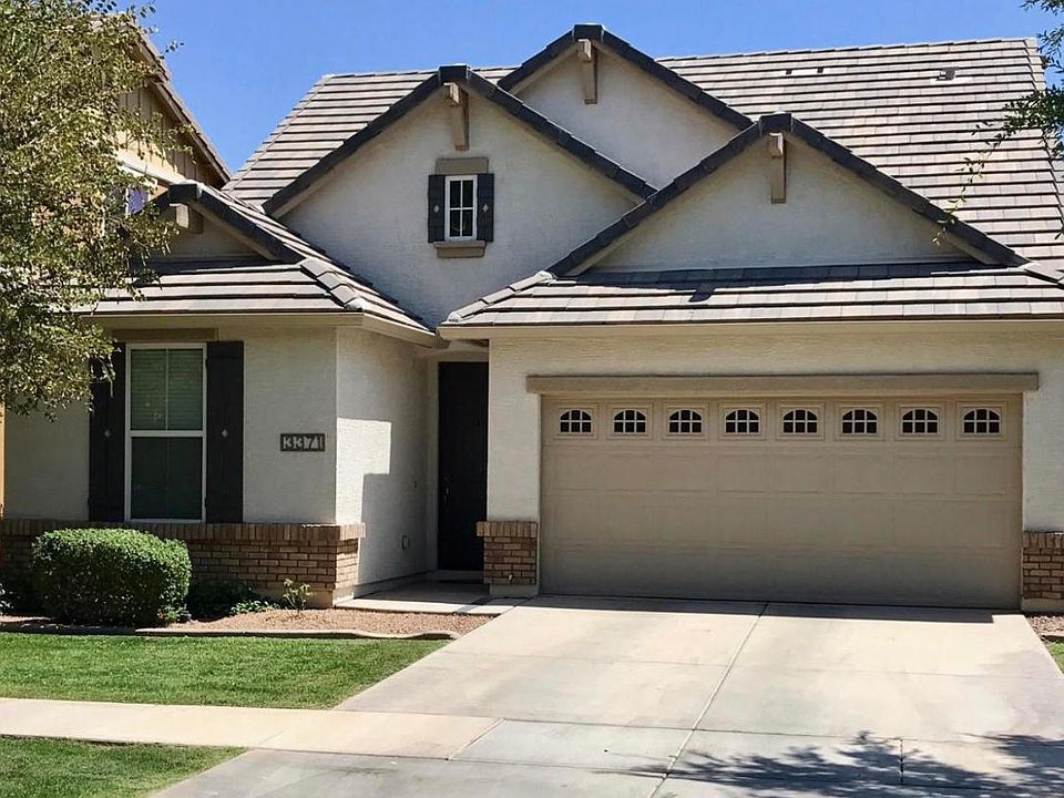 1st image of 3371 E Comstock Dr