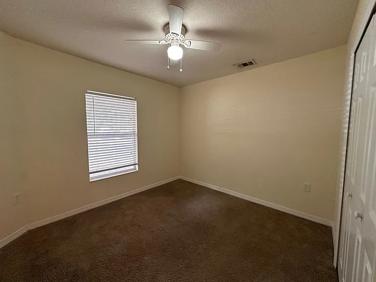 4600 E Moody Blvd #12B — Photo 13