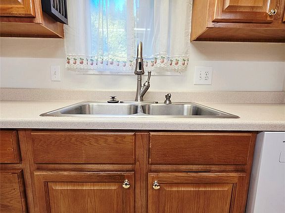 4th image of 3611 I Street NE #301