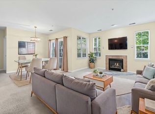36 Hawk Rise Ln Unit 104, Owings Mills, MD 21117