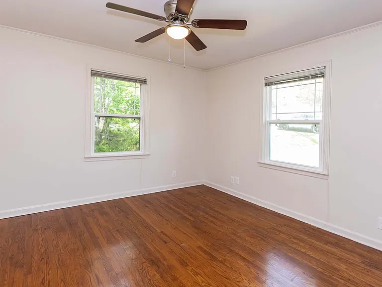 2500 Durwood Rd — Photo 9