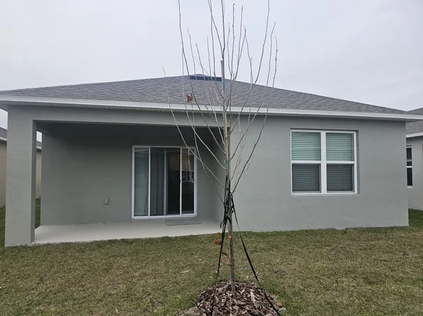 4647 Ostero St, Winter Haven, FL 33884