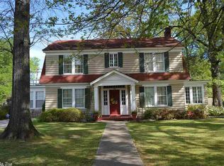 408 W Pine St, Warren, AR 71671