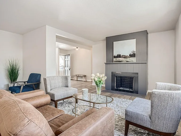 3074 S Robin Way — Photo 4