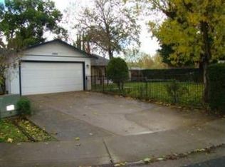 8950 La Riviera Dr, Sacramento, CA 95826