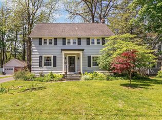 27 Forest Rd, Delmar, NY 12054