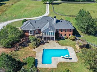 656 McBride Rd, Fayetteville, GA 30215