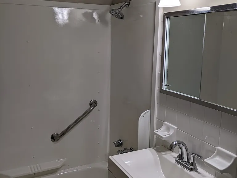 11850 Edgewater Dr #101 — Photo 9