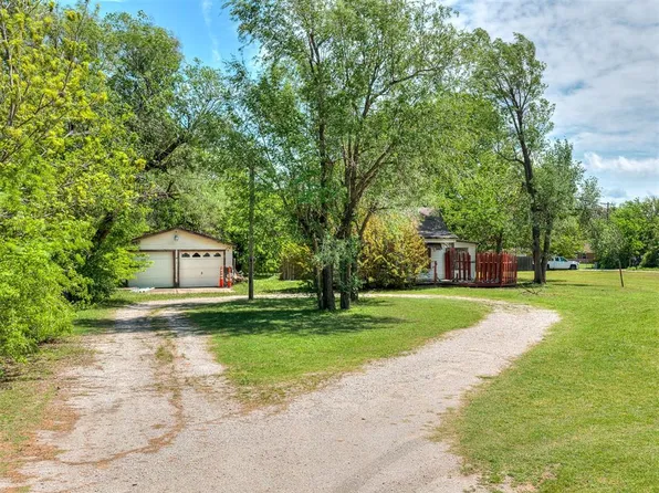 816 S Sooner Rd, Midwest City, OK 73110
