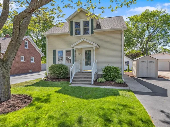 932 N 37th STREET, Sheboygan, WI 53081
