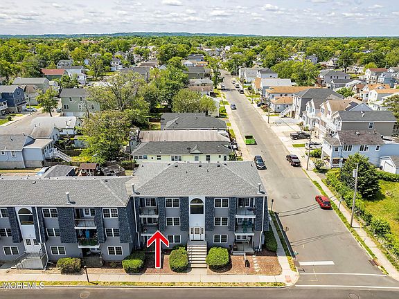 2nd image of 98 Beachway Ave Unit 11